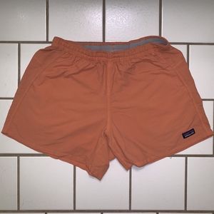Women's Patagonia Baggies//Peach Sherbet Size S